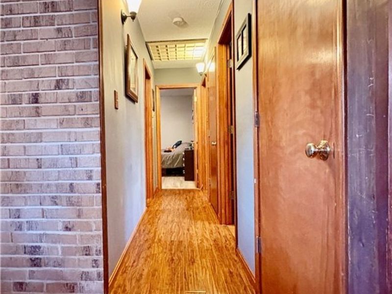 8591 Crow Road , Litchfield, OH 44253 Photo 15