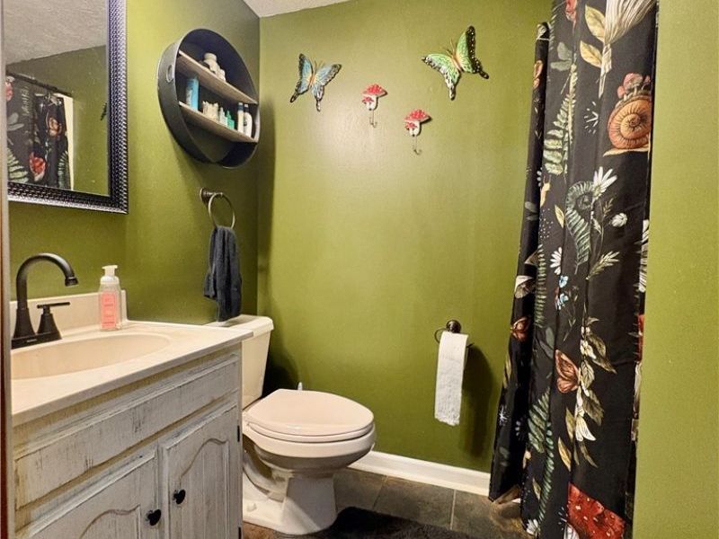 8591 Crow Road , Litchfield, OH 44253 Photo 21