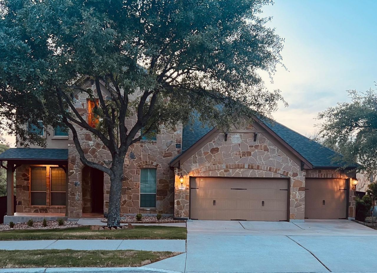 10209 Ivalenes Hope Dr, Austin, TX 78717 Main Photo