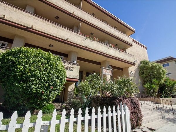 5412 Lindley Avenue, Unit 117, Encino, CA 91316