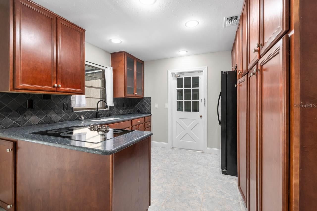 11511 Mcmullen Loop, Riverview, FL 33569 Photo
