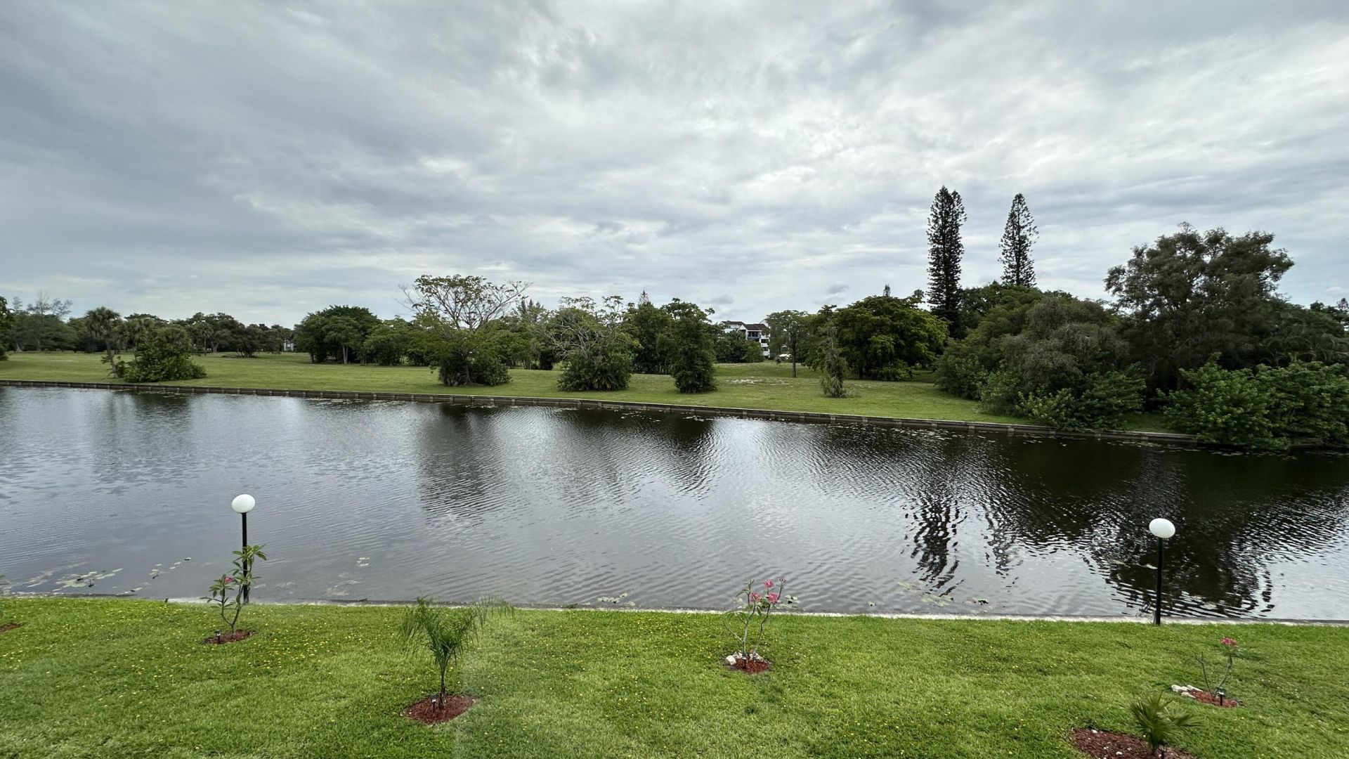 3601 Inverrary Drive, Unit 206, Lauderhill, FL 33319 Photo