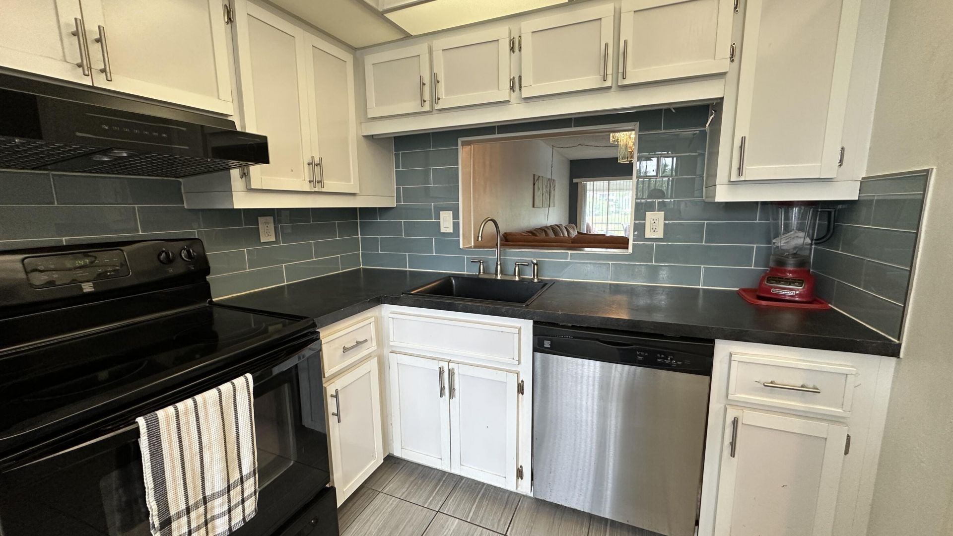 3601 Inverrary Drive, Unit 206, Lauderhill, FL 33319 Photo