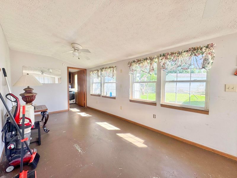 4121 Maplegrove Drive, Grove City, OH 43123 Photo 18