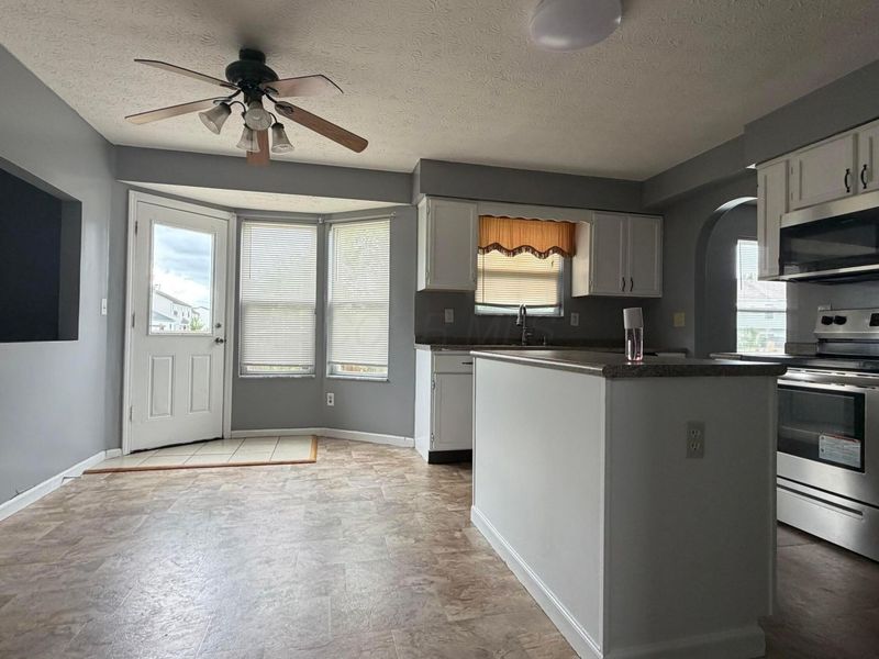 5771 Tampico Drive , Galloway, OH 43119 Photo 6