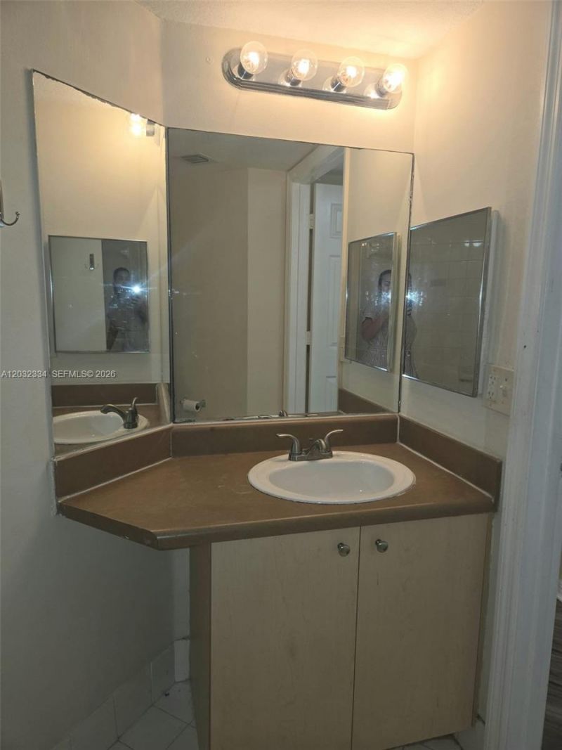 4151 San Marino Blvd , Unit 103, West Palm Beach, FL 33409 Photo