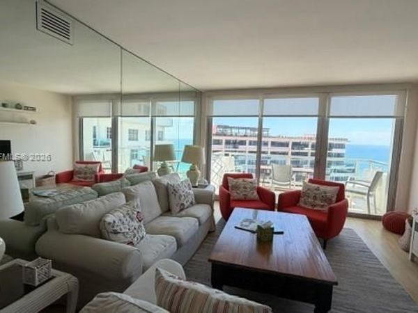 5161 Collins Ave, Unit 1702, Miami Beach, FL 33140