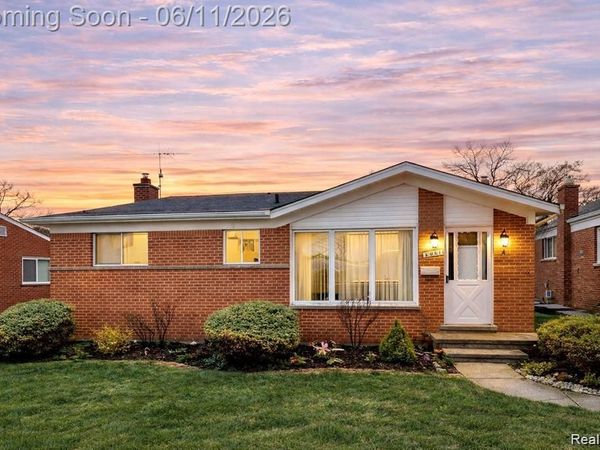 23223 Panama Avenue , Warren, MI 48091