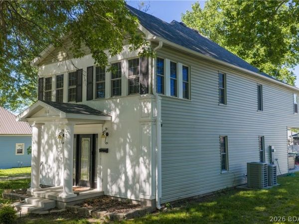 111 Franklin Avenue , Eldon, MO 65026