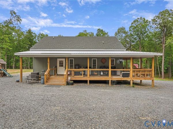 1426 Firehouse Road , Buckingham, VA 23921