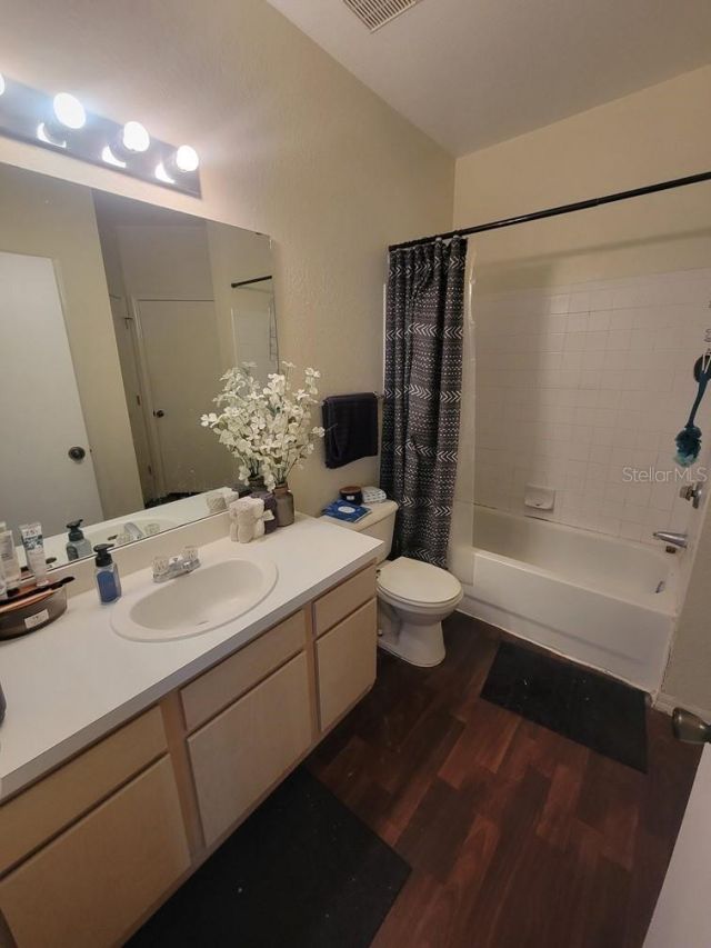 8413 Lucuya Way , Unit 306, Temple Terrace, FL 33637 Photo