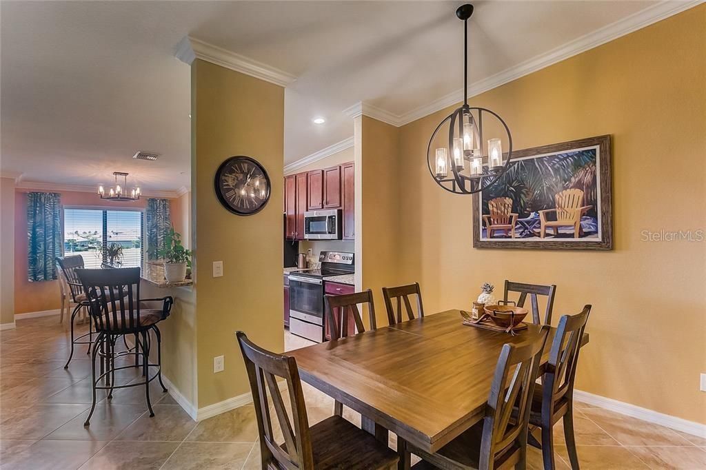 5517 Palmer Circle , Unit 203, Bradenton, FL 34211 Photo