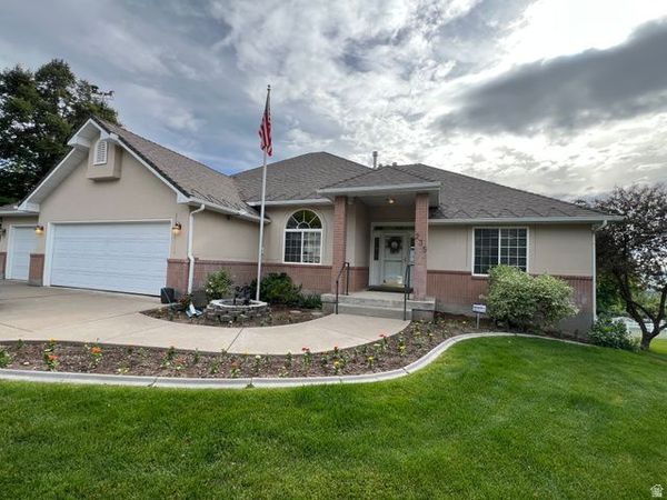 235 BUCKINGHAM DR, Providence, UT 84332