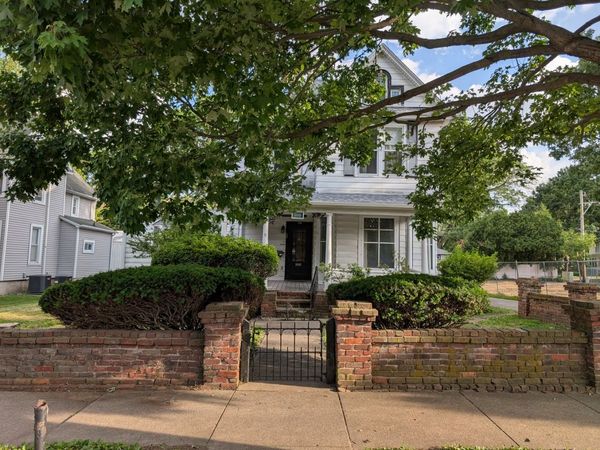 509 W Springfield Avenue , Champaign, IL 61820
