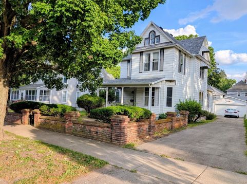Main Photo