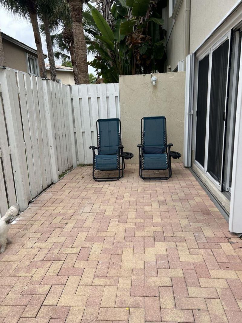 17031 NW 22nd Street, Pembroke Pines, FL 33028 Photo