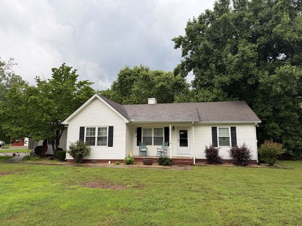 1531 Jarratt Dr , Rockvale, TN 37153