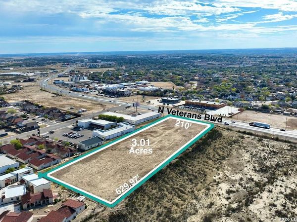 2714 N Veterans, Eagle Pass, TX 78852