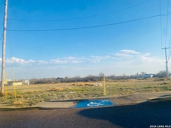 1121 EIDSON RD, Unit N/A, Eagle Pass, TX 78852