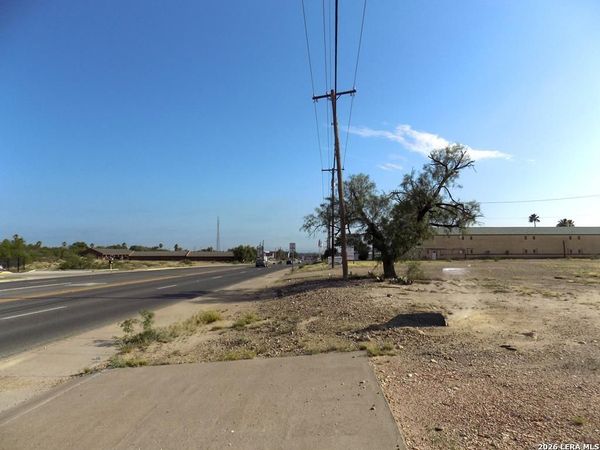 2028 DEL RIO BLVD., Eagle Pass, TX 78852
