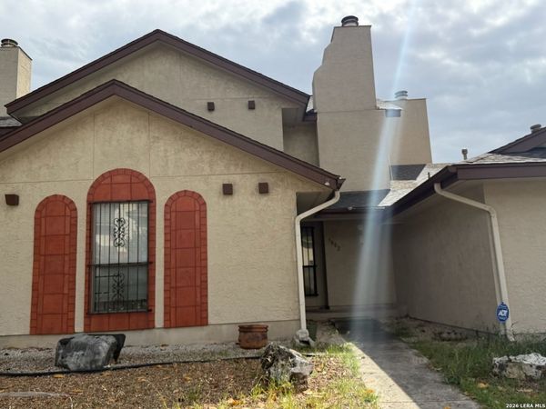 5802 Royal bnd, San Antonio, TX 78239