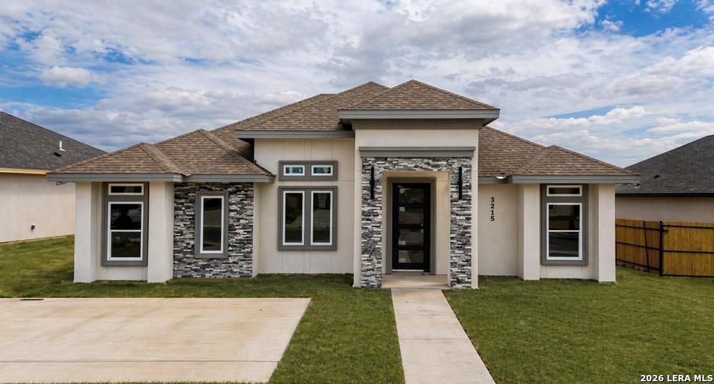 3215 Ethel Drive, Eagle Pass, TX 78852 Main Photo