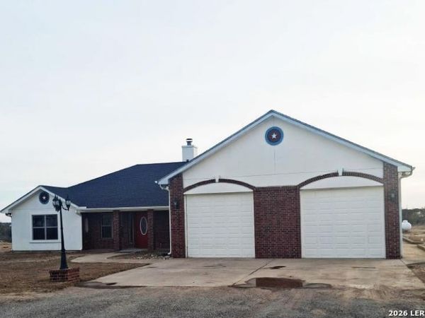 6655 Las Brisas Blvd, Del Rio, TX 78840