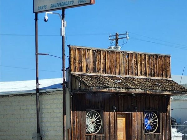 226 N Main, Lone Pine, CA 93545