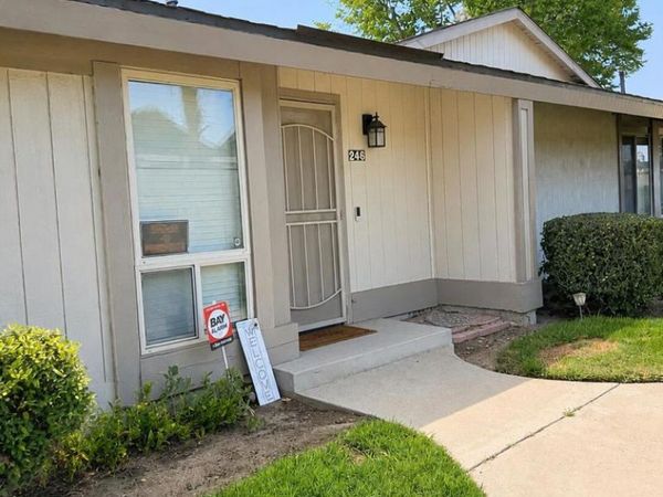 246 W Vineyard Avenue, Oxnard, CA 93036