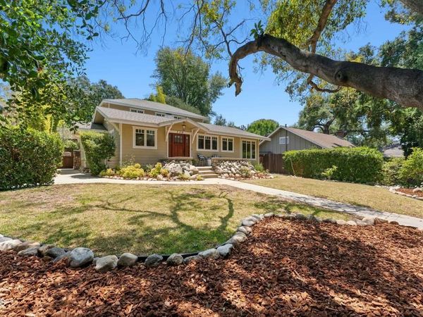 130 S Arroyo Boulevard, Pasadena, CA 91105