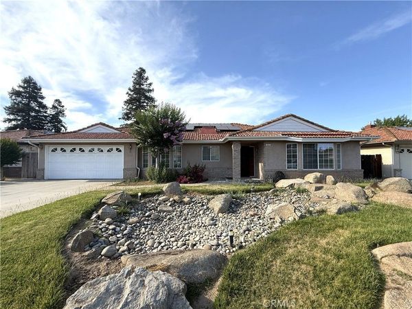 2431 Judith Court, Madera, CA 93637