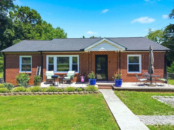 2732 E Long Avenue , Gastonia, NC 28054