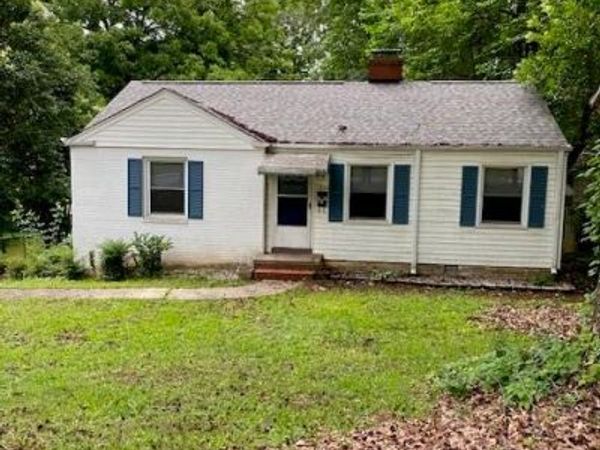 1909 Camp Greene Street , Charlotte, NC 28208