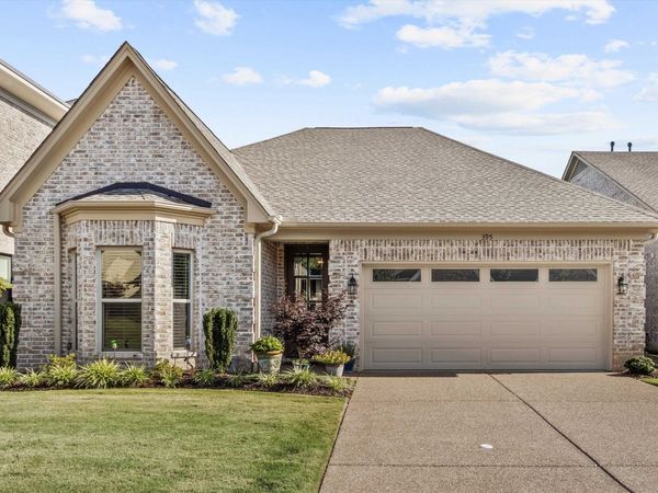 395 ST ANDREWS DR, Oakland, TN 38060