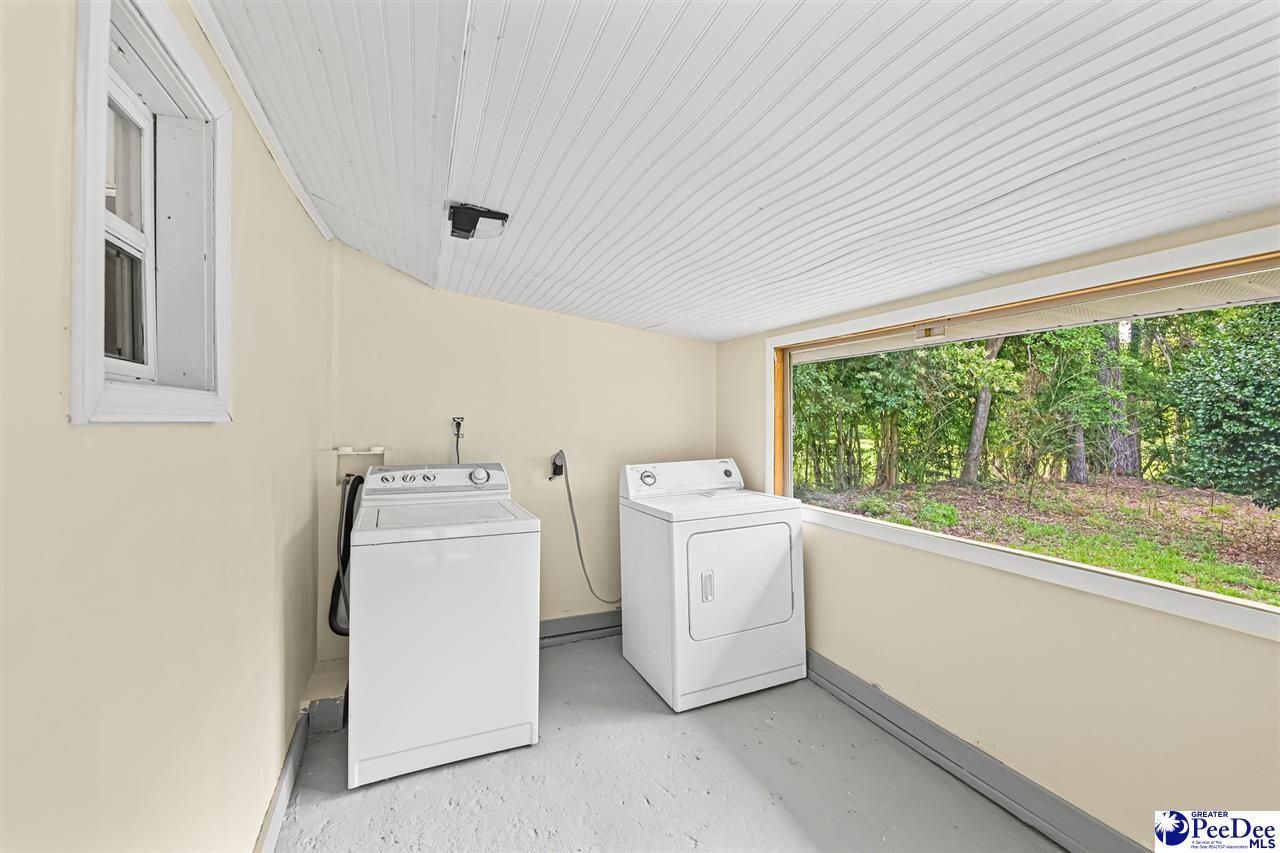 307 E 1st Ave. Photo 27