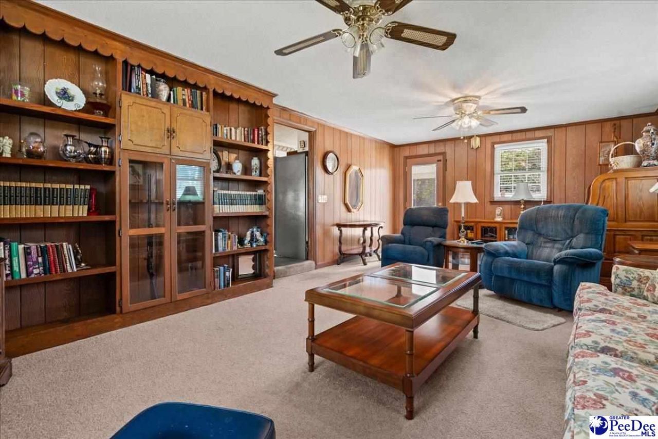 1922 Bellevue Drive Photo 13
