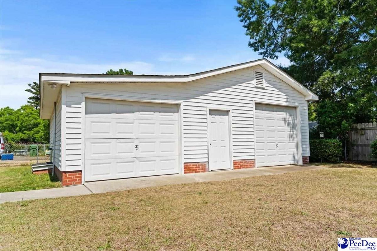 1922 Bellevue Drive Photo 35