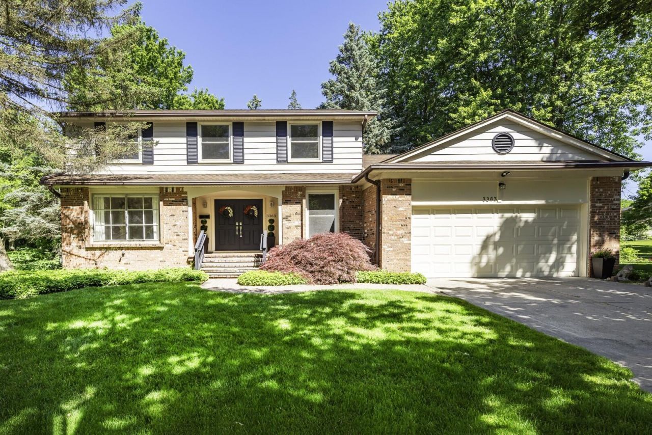 3363 Yellowstone Drive, Ann Arbor, MI 48105 Main Photo
