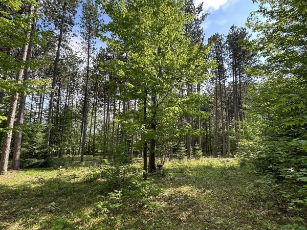120 Pinton Lane, Marquette Twp, MI 49855