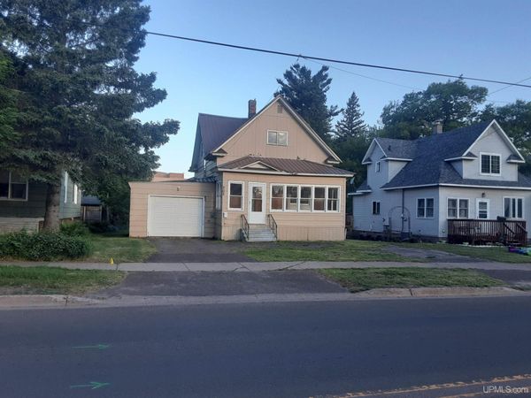 205 N Lake Street, Ironwood, MI 49938