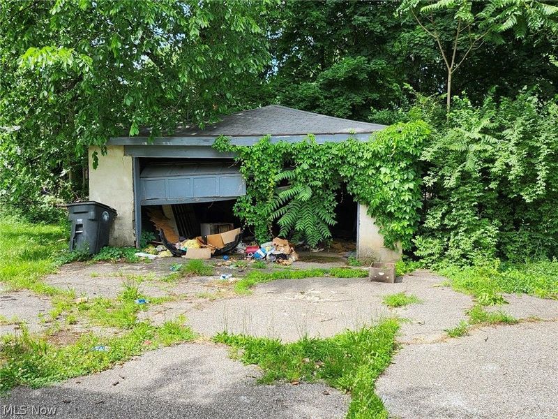 667 Dorothy Avenue, Akron, OH 44307 Photo 18