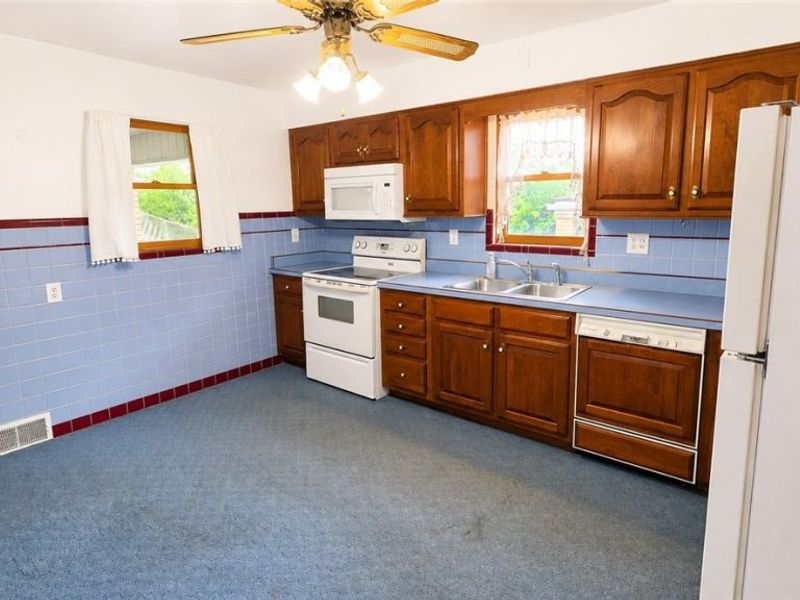427 Logan Avenue , Mingo Junction, OH 43938 Photo 10