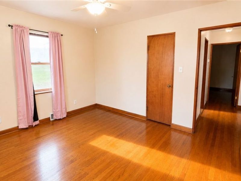 427 Logan Avenue , Mingo Junction, OH 43938 Photo 14
