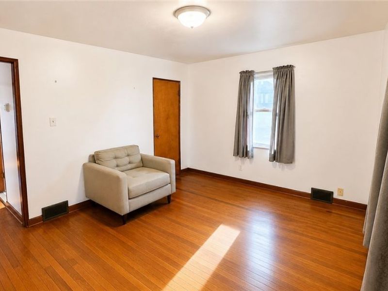 427 Logan Avenue , Mingo Junction, OH 43938 Photo 16