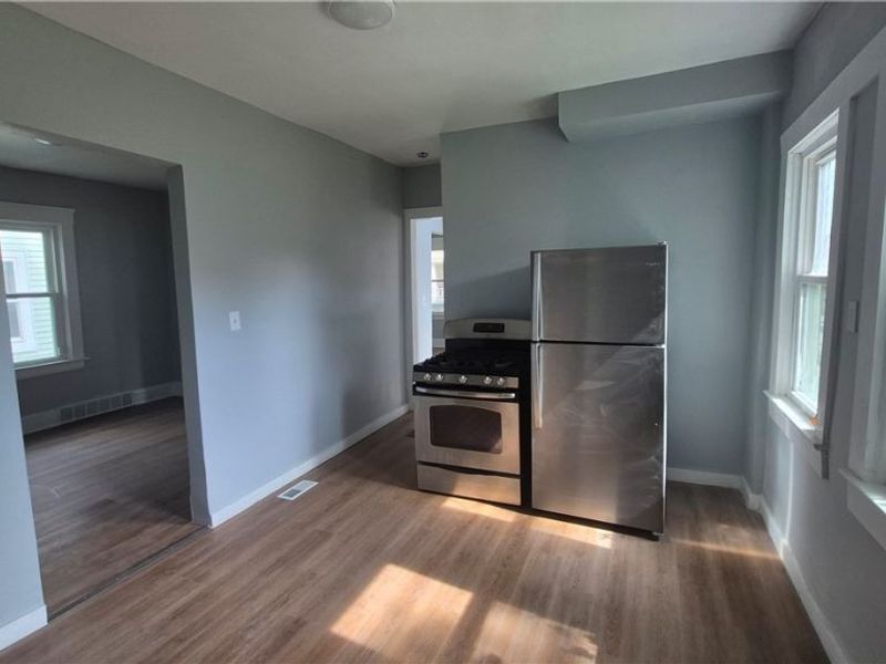 4137 Cyril Avenue, Cleveland, OH 44109 Photo 10