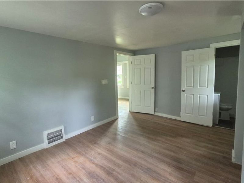 4137 Cyril Avenue, Cleveland, OH 44109 Photo 12
