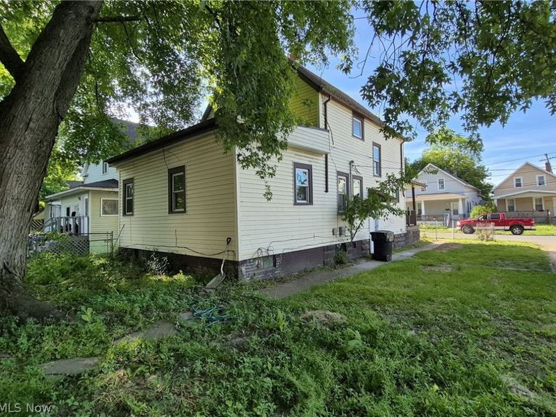 4137 Cyril Avenue, Cleveland, OH 44109 Photo 3