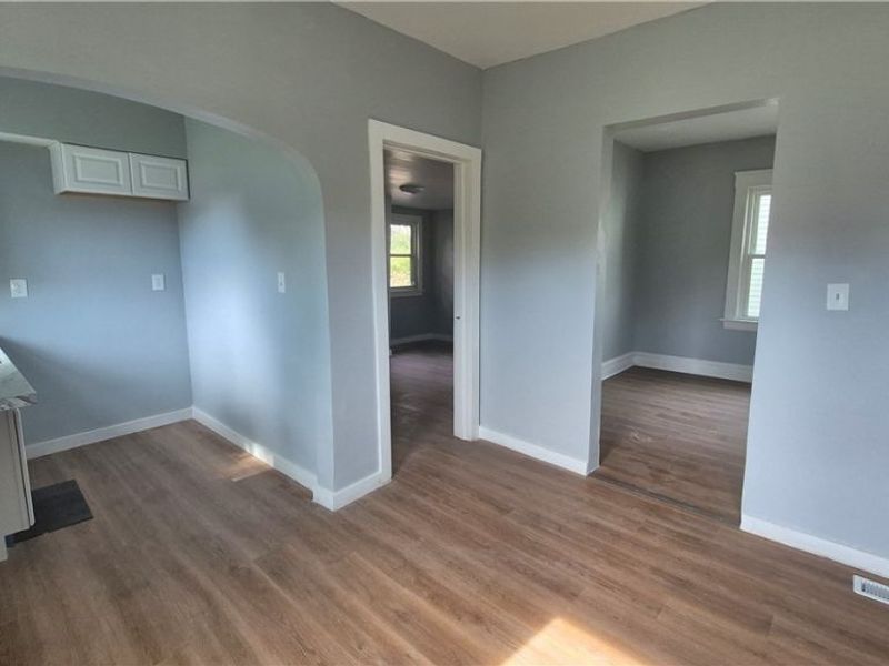 4137 Cyril Avenue, Cleveland, OH 44109 Photo 9