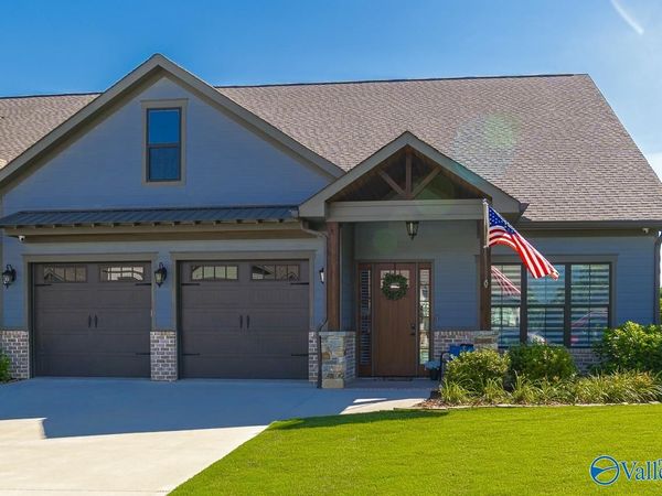 294 Whistling Straits Way, Guntersville, AL 35976