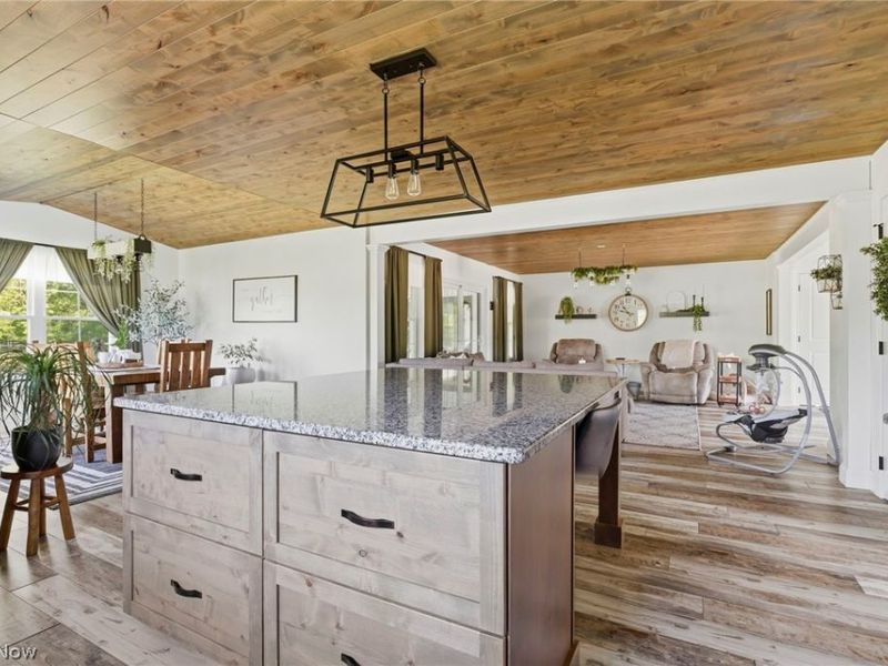 62417 Salem Road , Salesville, OH 43778 Photo 9